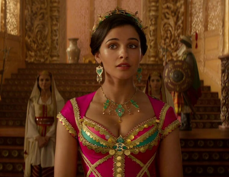 Naomi Scott's Jasmine Jewelry