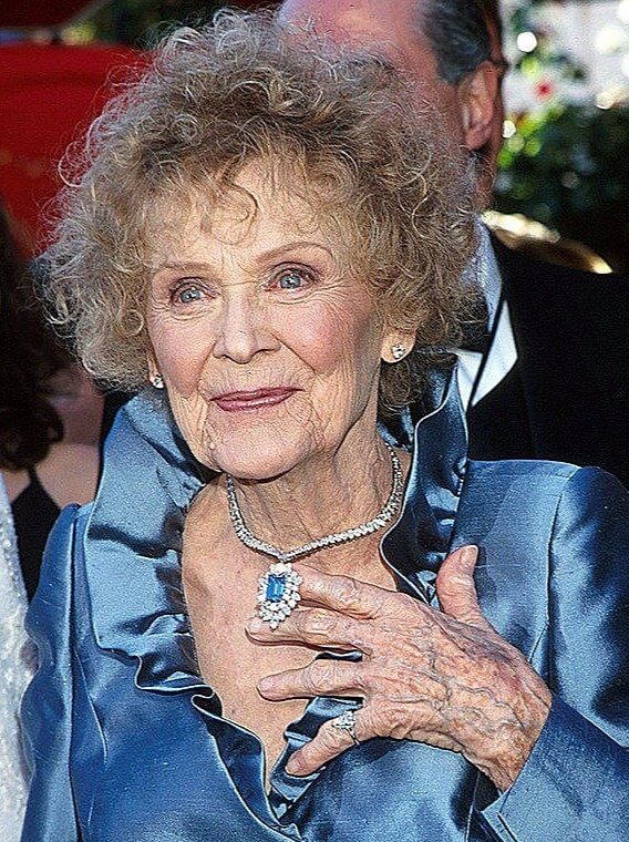 Gloria Stuart's $20m Necklace